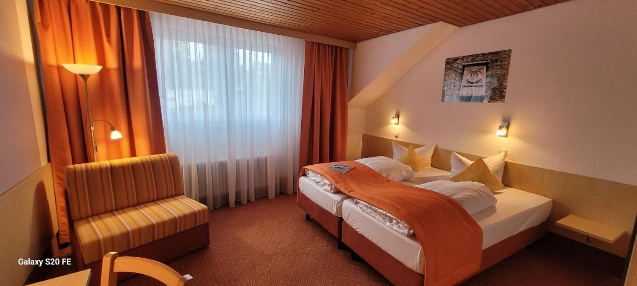 Hotel Restaurant Ruppert Walluf Ngoại thất bức ảnh