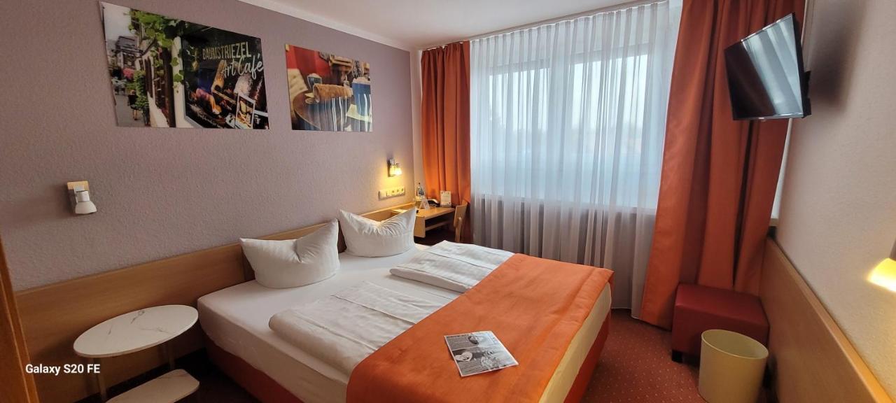 Hotel Restaurant Ruppert Walluf Ngoại thất bức ảnh