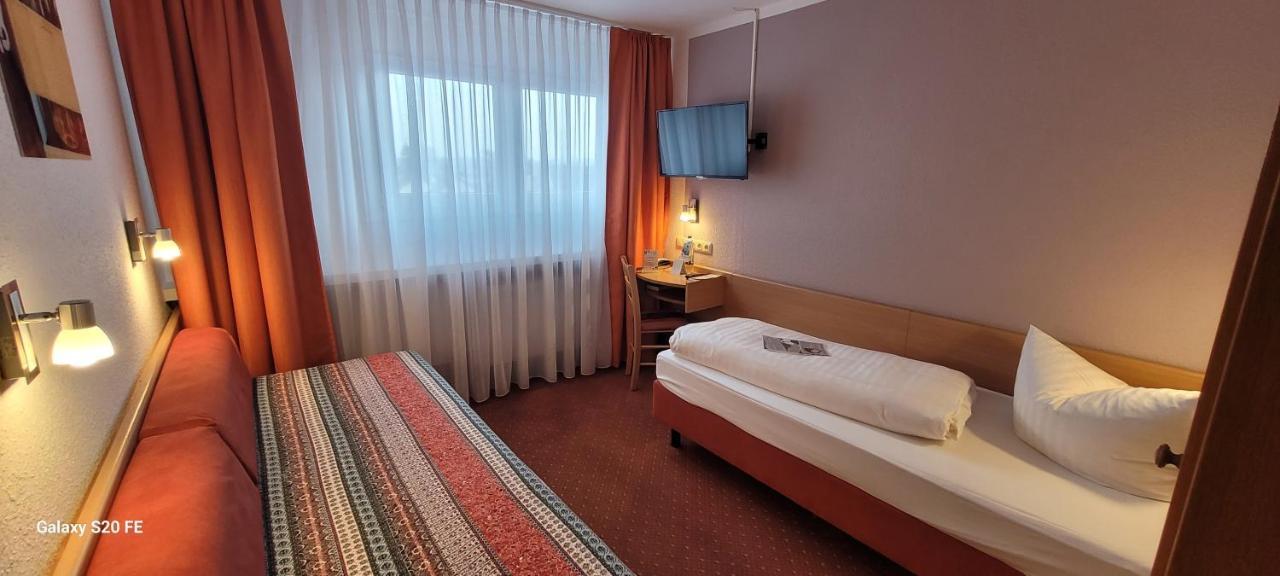 Hotel Restaurant Ruppert Walluf Ngoại thất bức ảnh