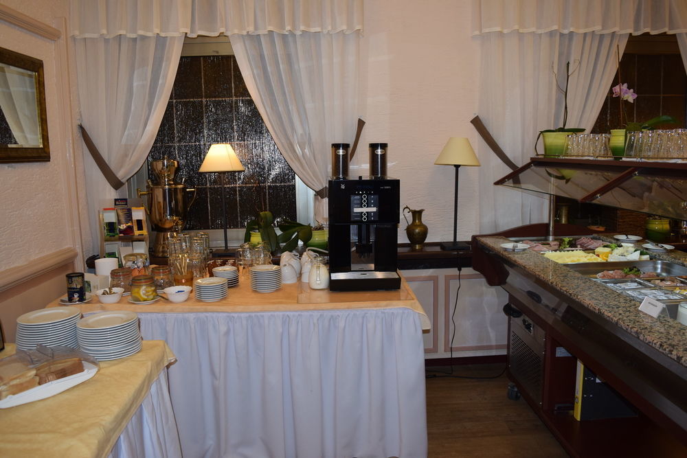 Hotel Restaurant Ruppert Walluf Ngoại thất bức ảnh